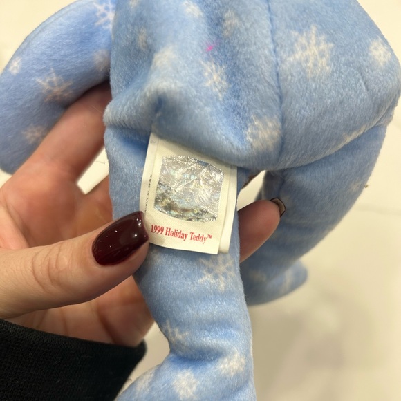 Rare Beanie Babie 1999 Holiday Bear with tag errors - Picture 2 of 5